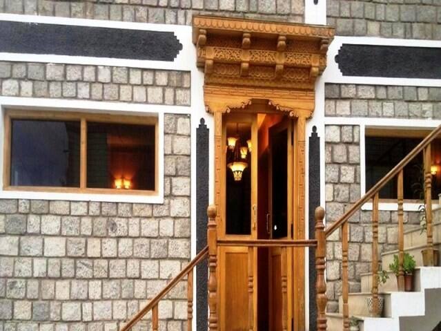 Hotel Leh Castle, Leh 4